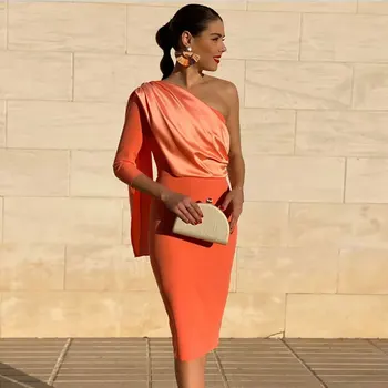 Oranžinės spalvos Mini Prom Dresses Apvalkalas / Skiltis Nesimetriškas Vieną Petį Rankovių Šalis Suknelės Sudėtingas Mados aukštos kokybės